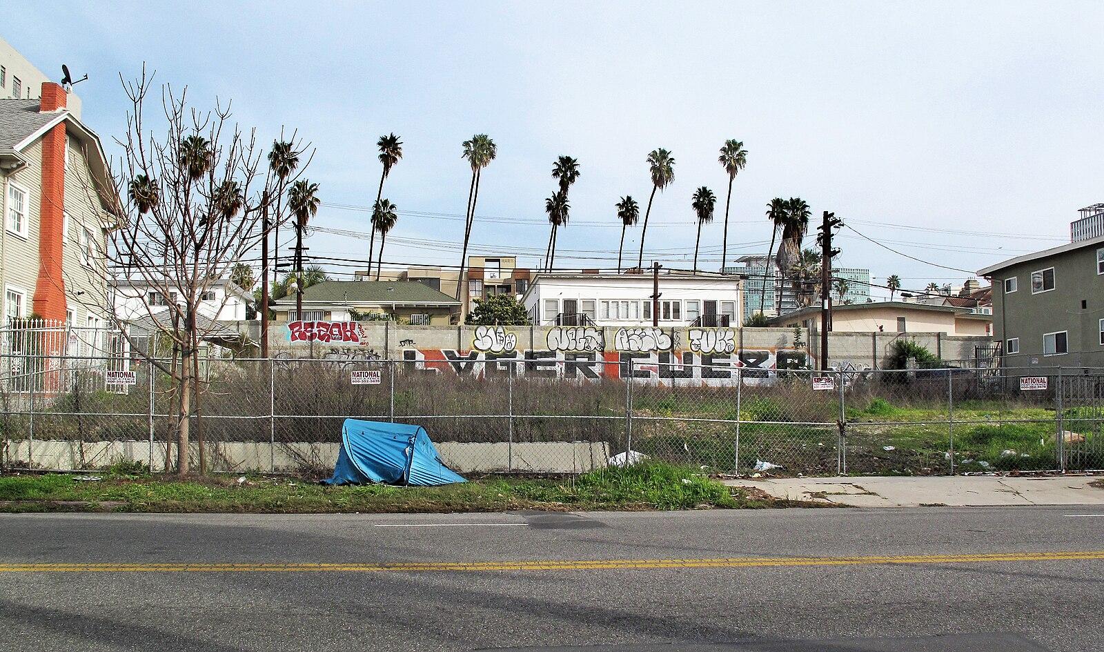 Vacant lot on Wilton Avenue, Los Angeles